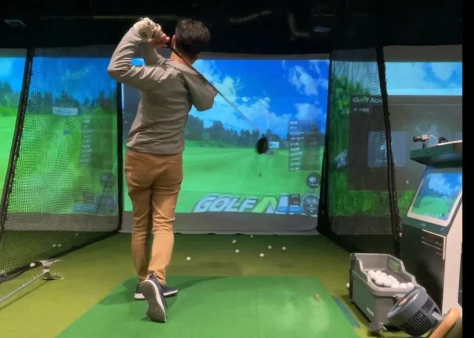 インドアゴルフの打ち放題に潜むワナ:経験から得た効果的な練習パターン