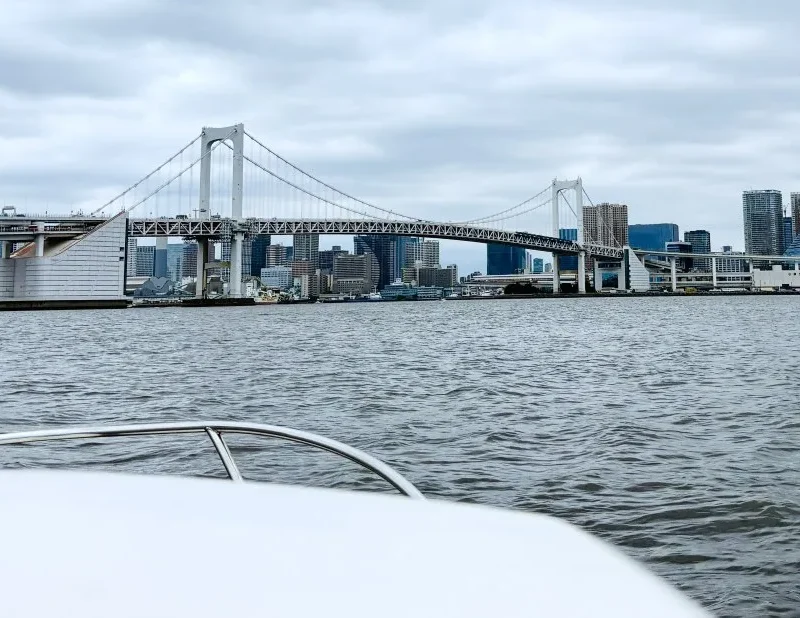 ペーパー船長、大潮の干潮時に東京運河クルージングへ|補助インストラクタークルーと不安を乗り越える