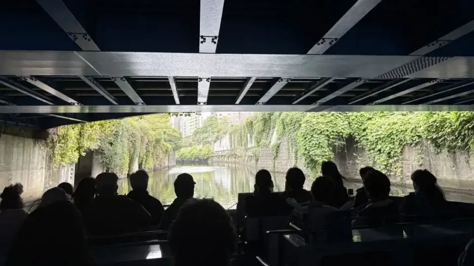 東京の裏側を水面から覗く90分｜歴史と日常が交差する日本橋～神田川クルーズ体験