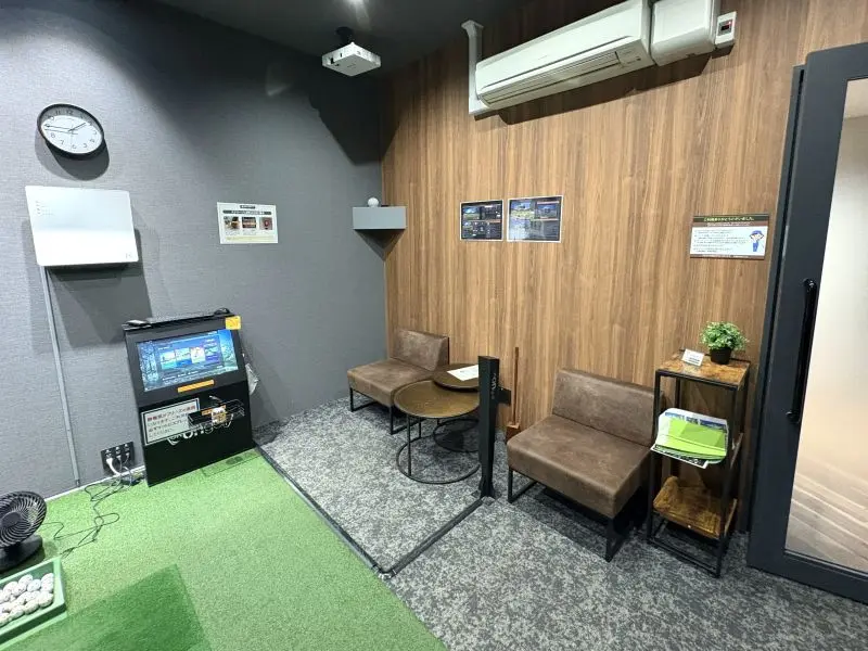 GOLF NEXT 24　個室ブース