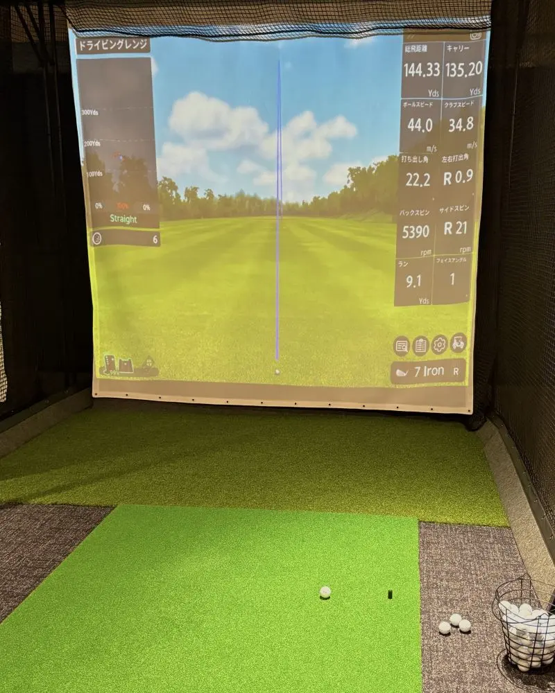 曙橋新宿御苑前店の打席ブース