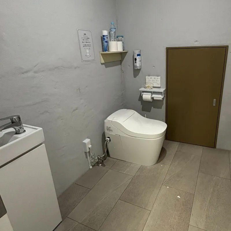 SMART GOLF 秋葉原店のトイレ